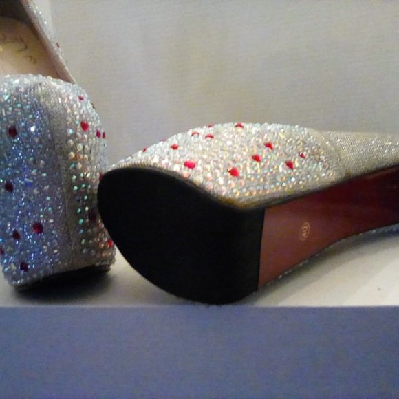 Ruby and crystal platform pumps with Lucite heels - Picture 2 of 6